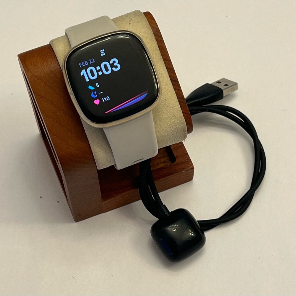 Fitbit Sense Advanced, Gold Case, White Band, Tested, Charger Included - Picture 8 of 9